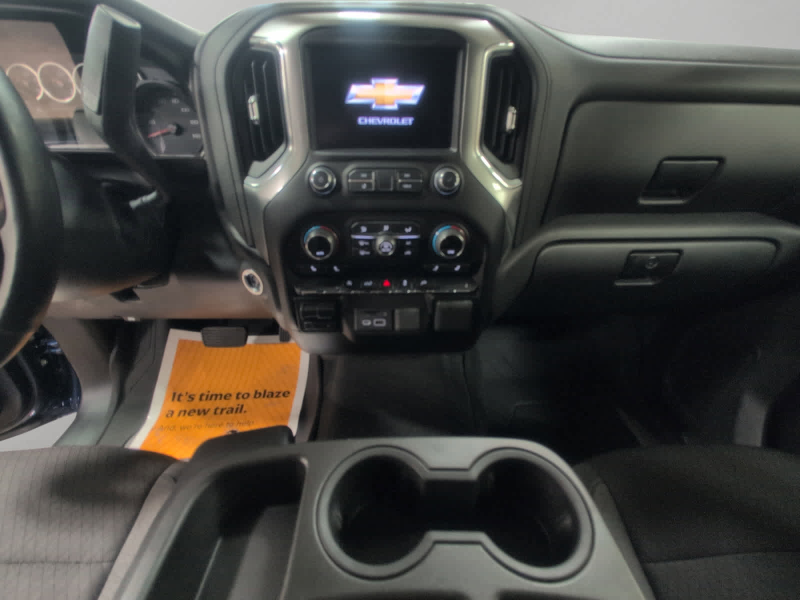 Used 2020 Chevrolet Silverado 1500 LT w/ All-Star Edition image 11