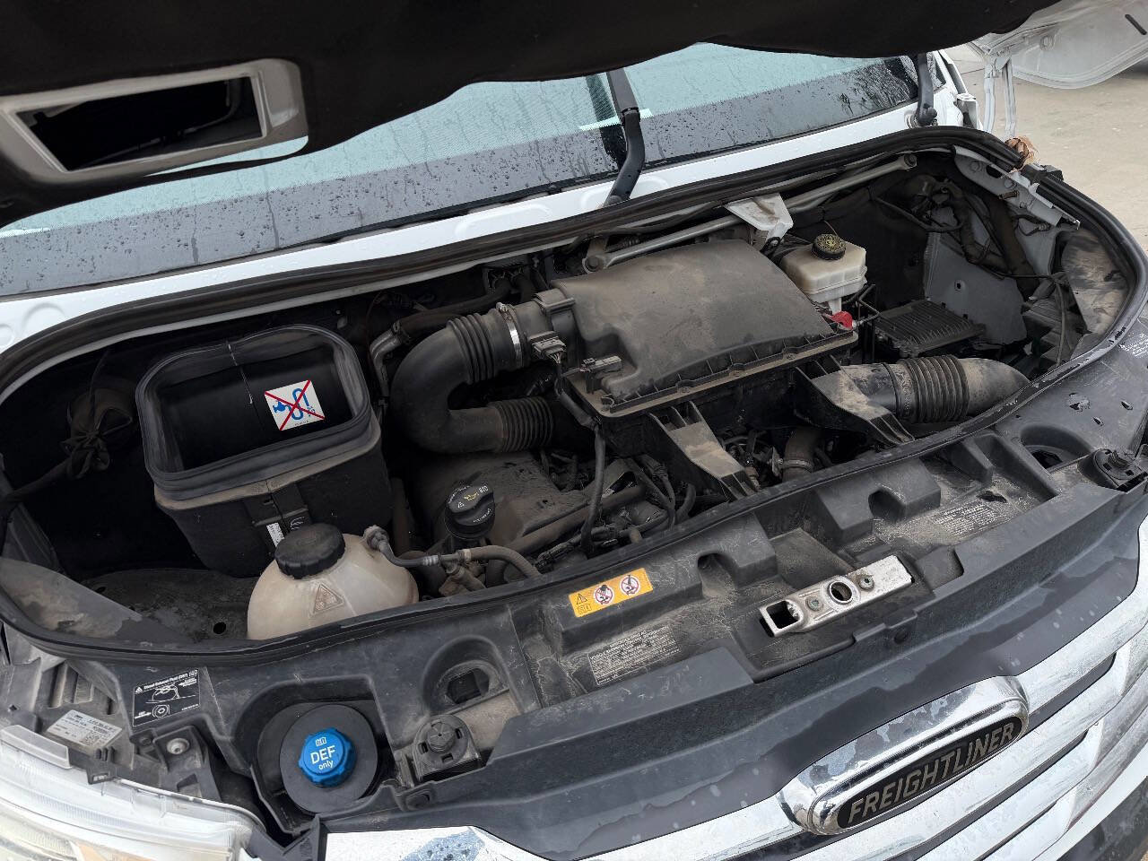 Used 2020 Freightliner Sprinter 2500 image 14