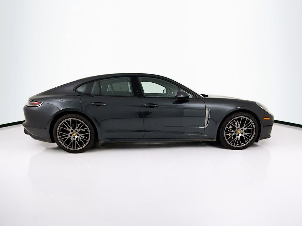 Certified 2023 Porsche Panamera Platinum Edition image 8