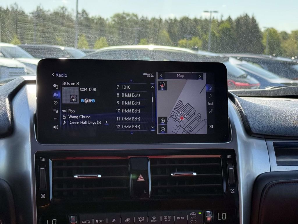 Used 2023 Lexus GX 460 Premium w/ Premium Package AWD/4WD image 10