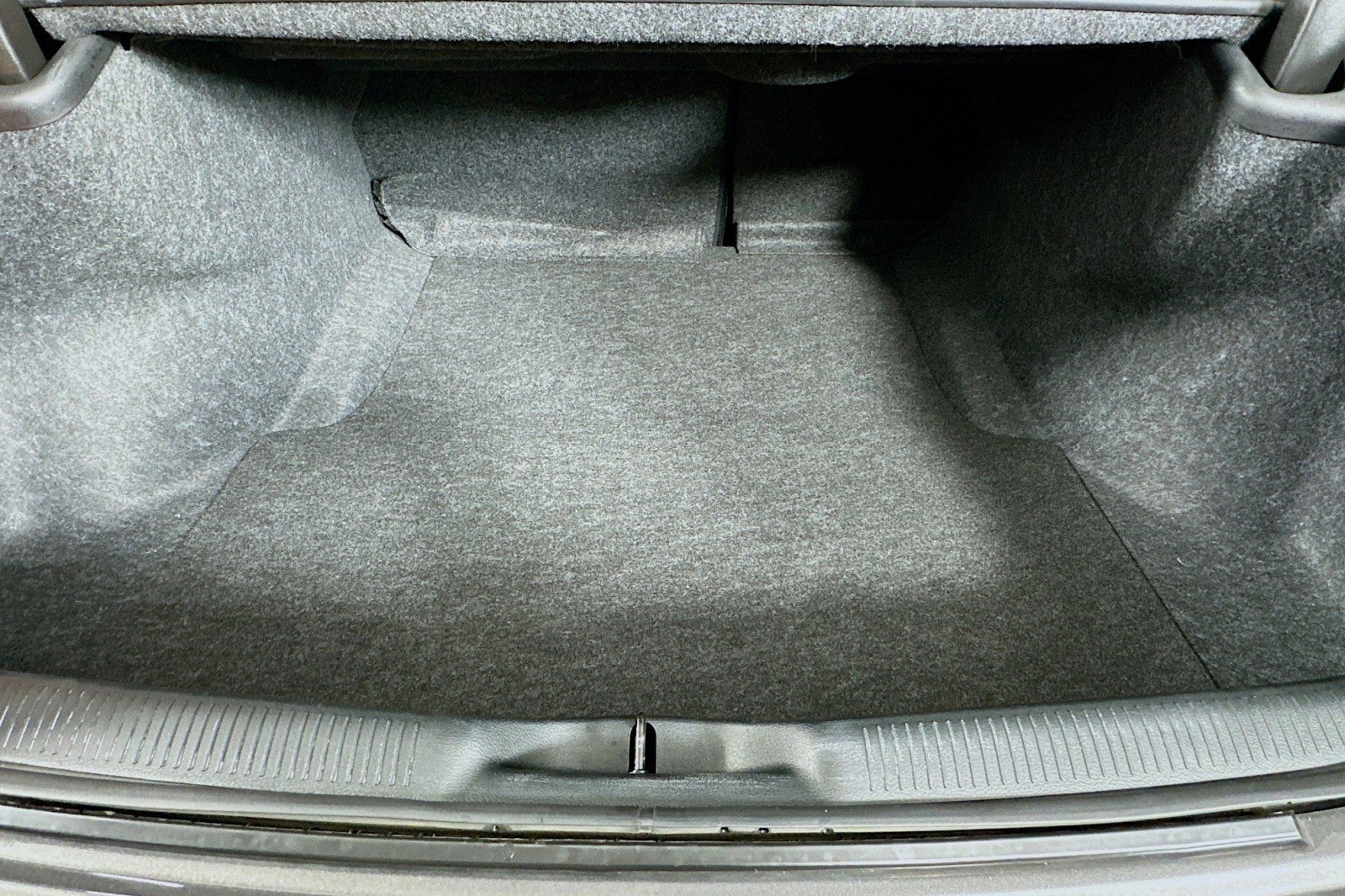 Used 2023 Dodge Charger R/T w/ Navigation & Travel Group image 22