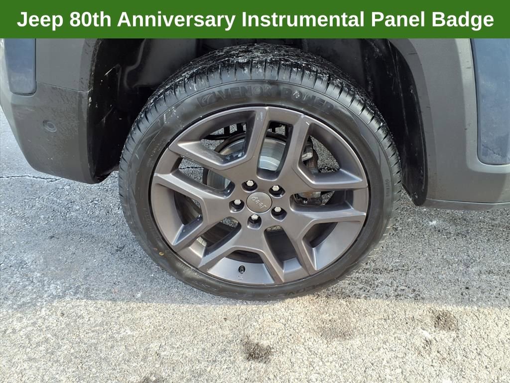 Used 2021 Jeep Renegade Latitude w/ Luxury Group II image 37