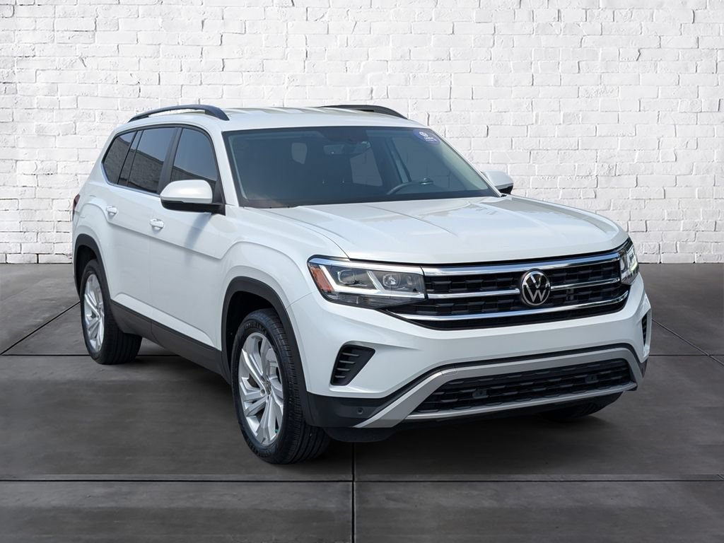 Certified 2023 Volkswagen Atlas SE FWD image 2