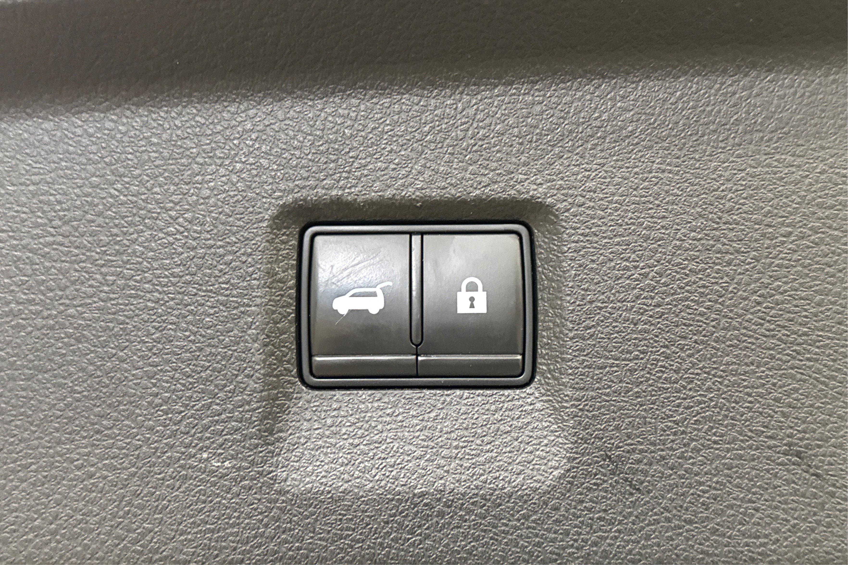 Used 2022 INFINITI QX60 Luxe image 46