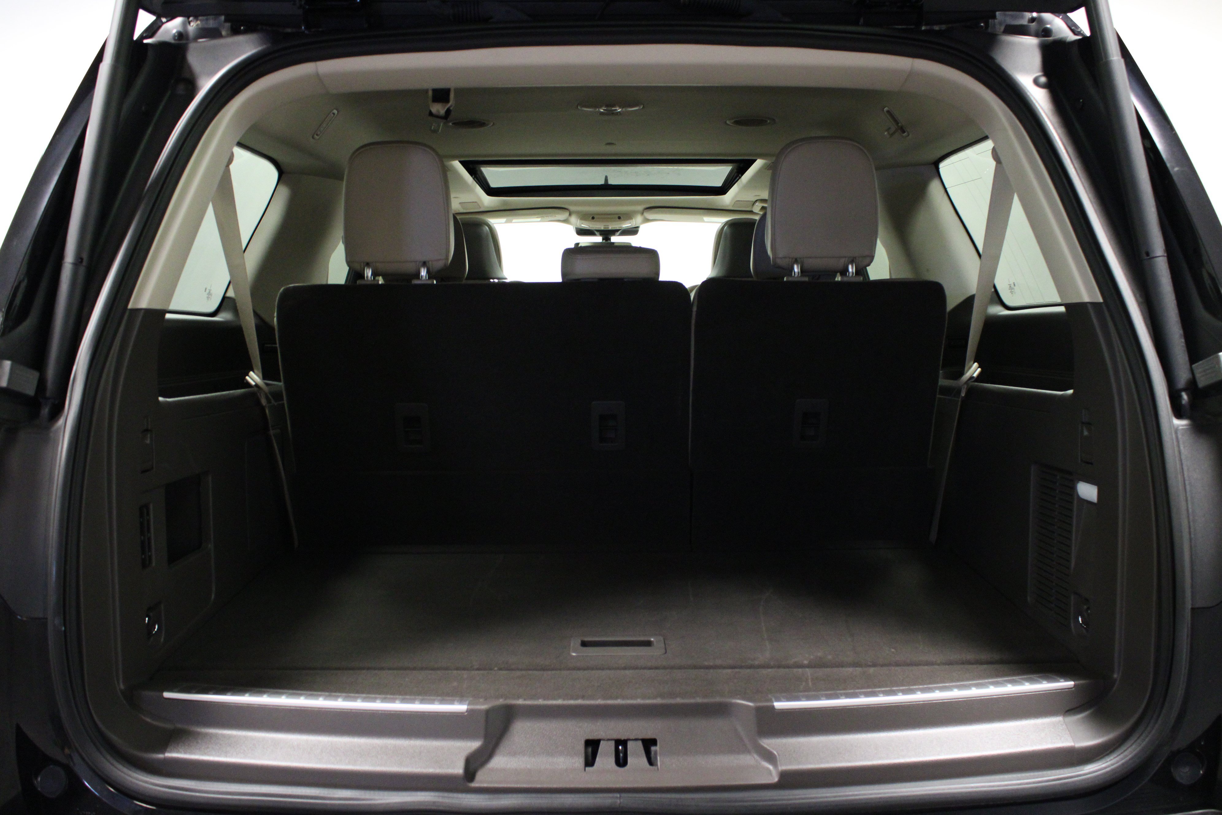 Used 2024 Lincoln Navigator L Reserve AWD/4WD image 15