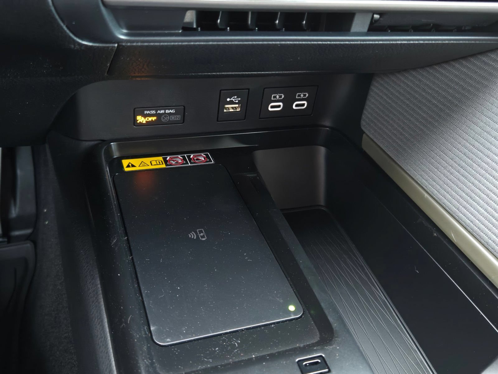 Certified 2026 Toyota Camry SE w/ Convenience Package FWD image 17
