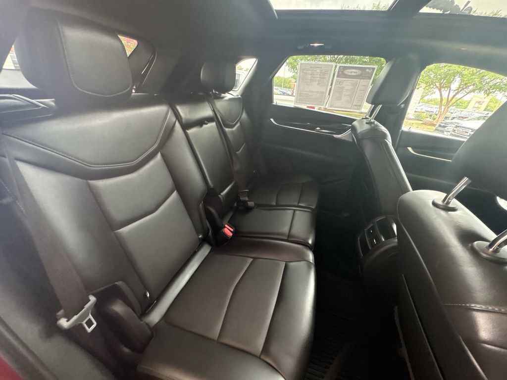 Certified 2021 Cadillac XT5 Premium Luxury AWD/4WD image 28