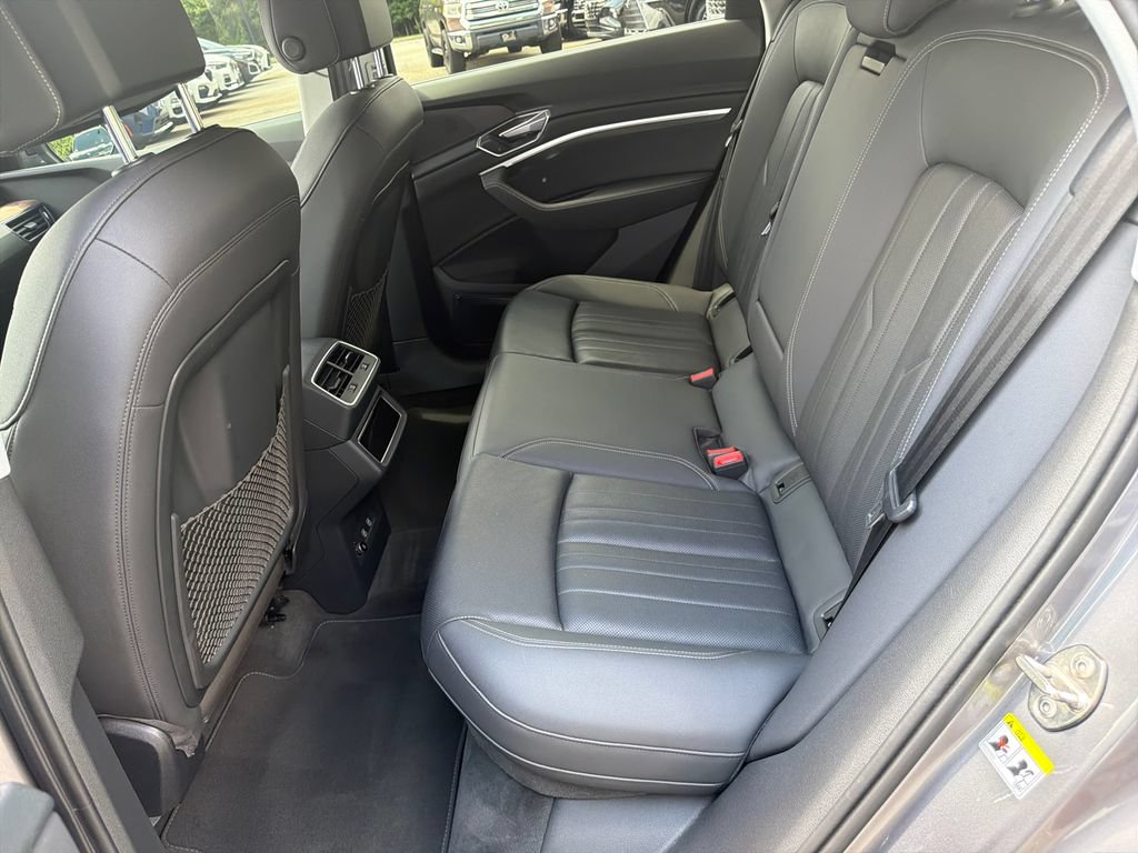 Used 2019 Audi e-tron Premium Plus AWD/4WD image 20