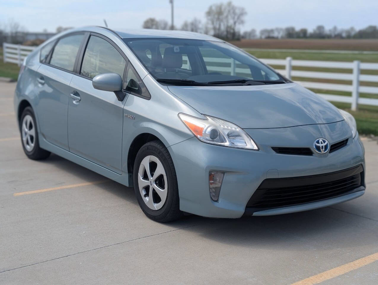 Used 2012 Toyota Prius Two image 2