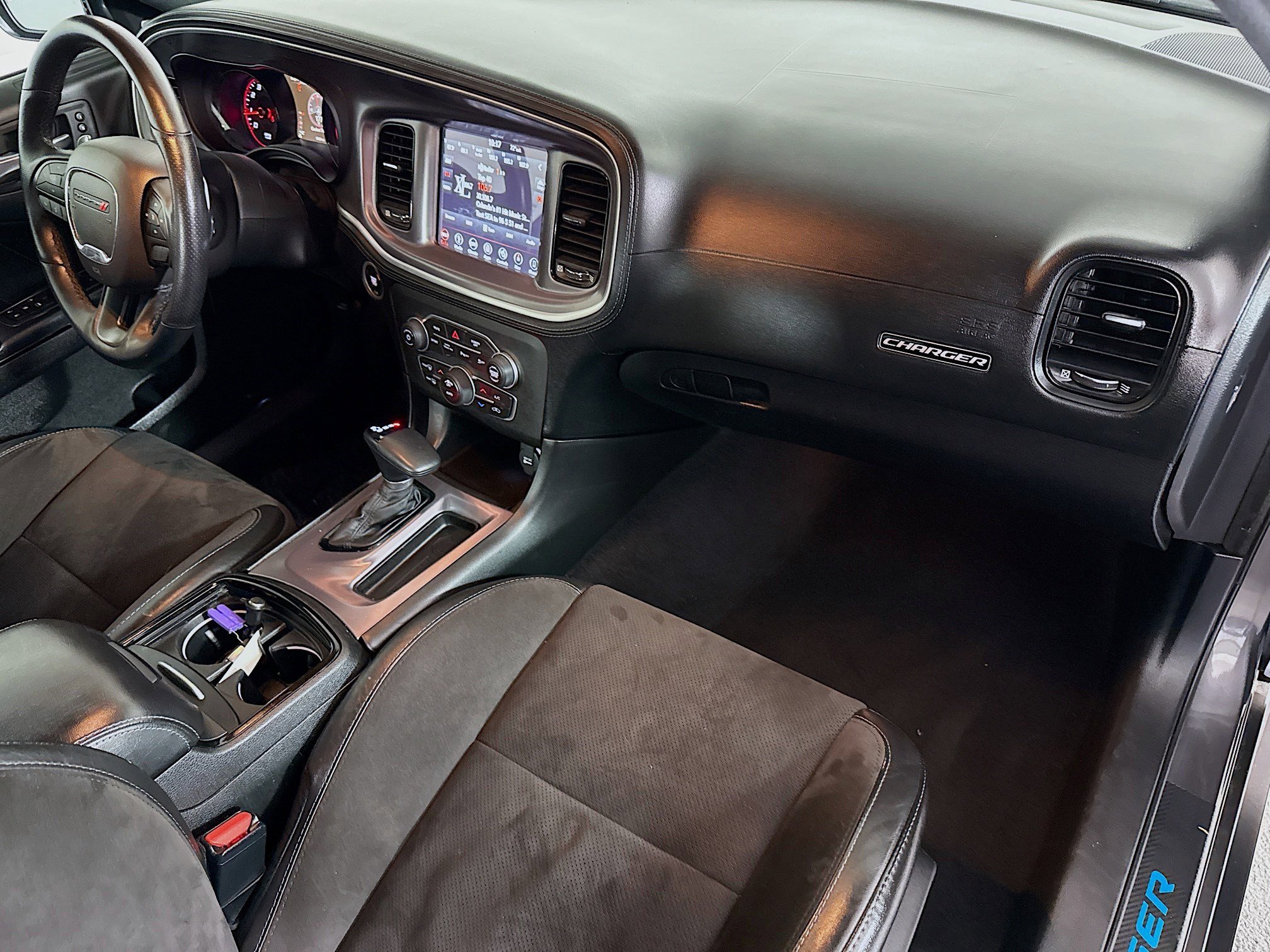 Used 2019 Dodge Charger GT image 30