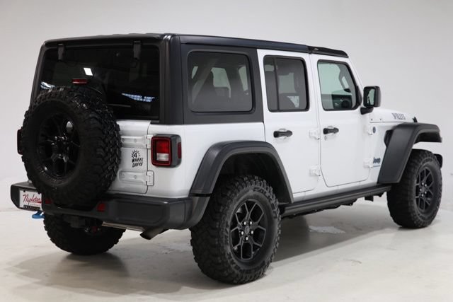 Used 2024 Jeep Wrangler Unlimited AWD/4WD image 7