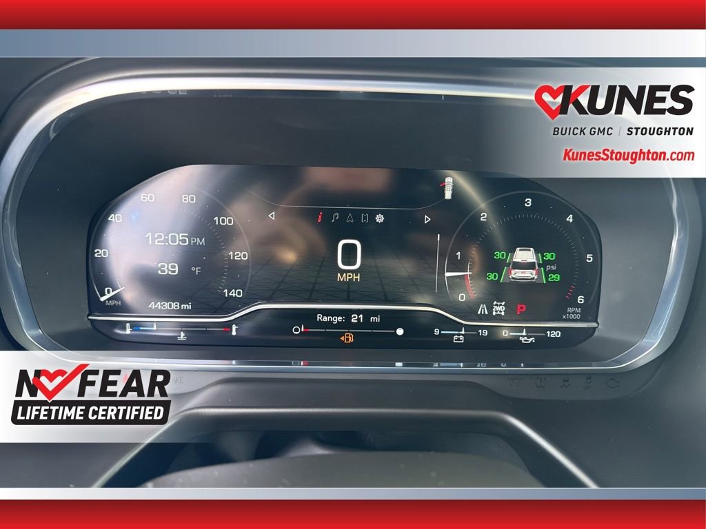 Used 2024 GMC Yukon AT4 image 29