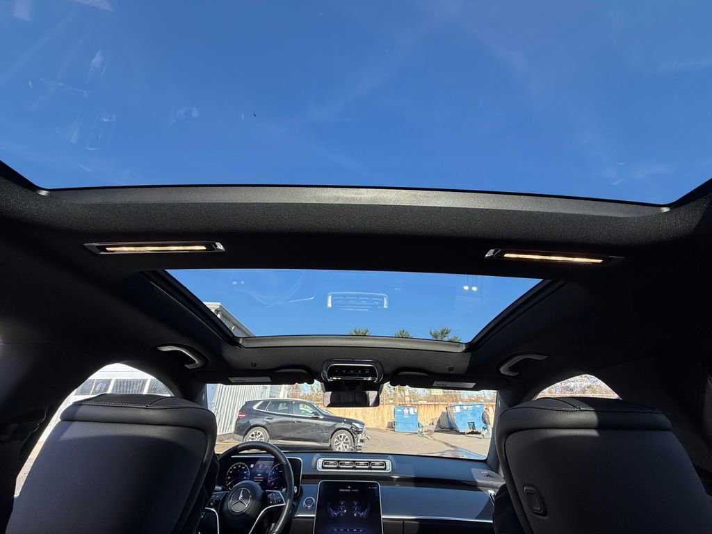 Used 2023 Mercedes-Benz S 500 4MATIC w/ AMG Line image 24
