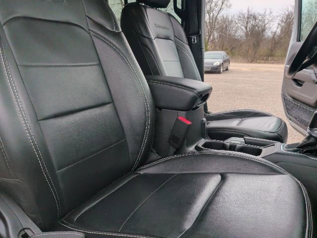 Used 2022 Jeep Wrangler Unlimited Sahara image 19