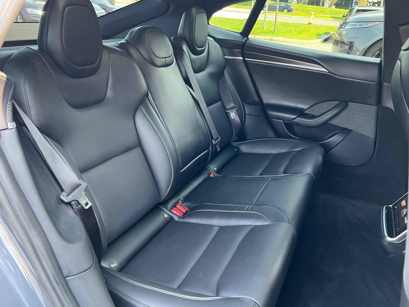 Used 2022 Tesla Model S Plaid AWD/4WD image 21
