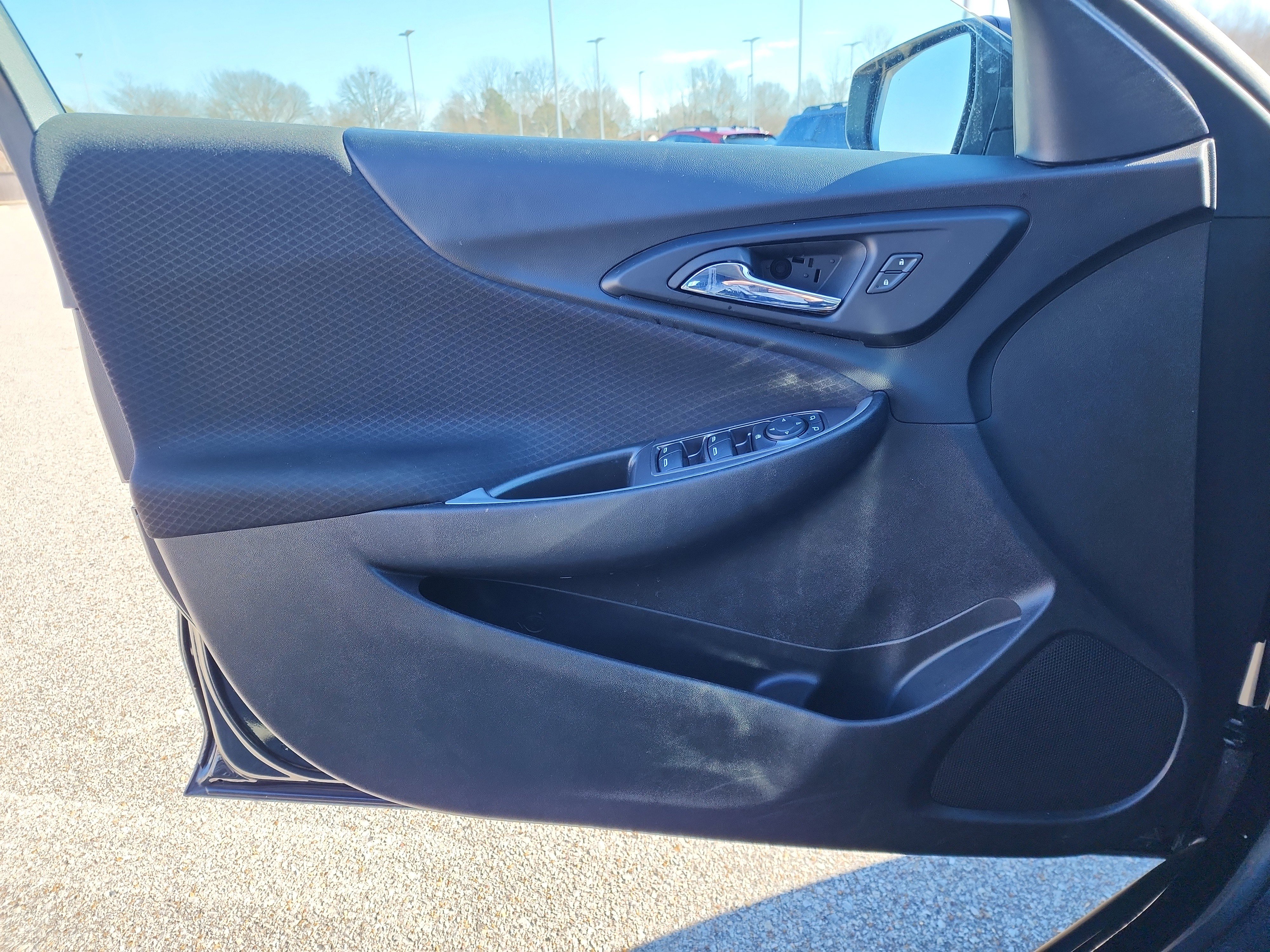 Used 2023 Chevrolet Malibu LT image 17