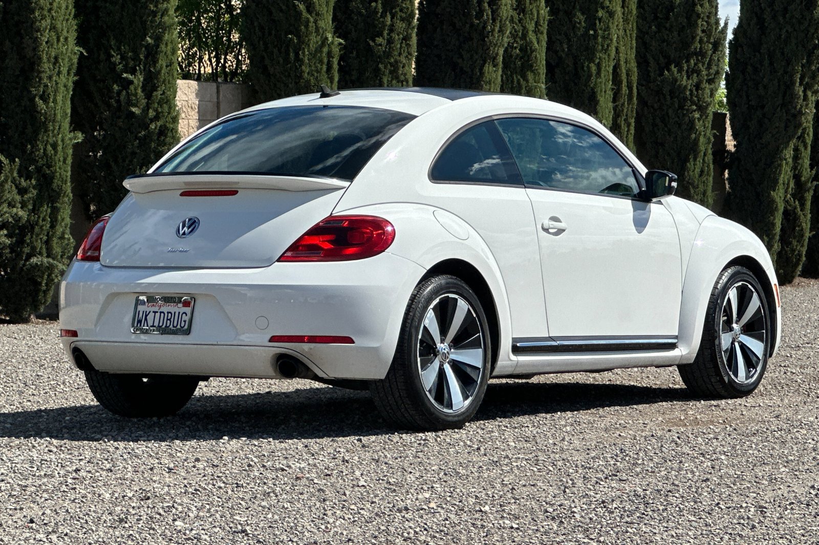 Used 2013 Volkswagen Beetle Turbo image 4