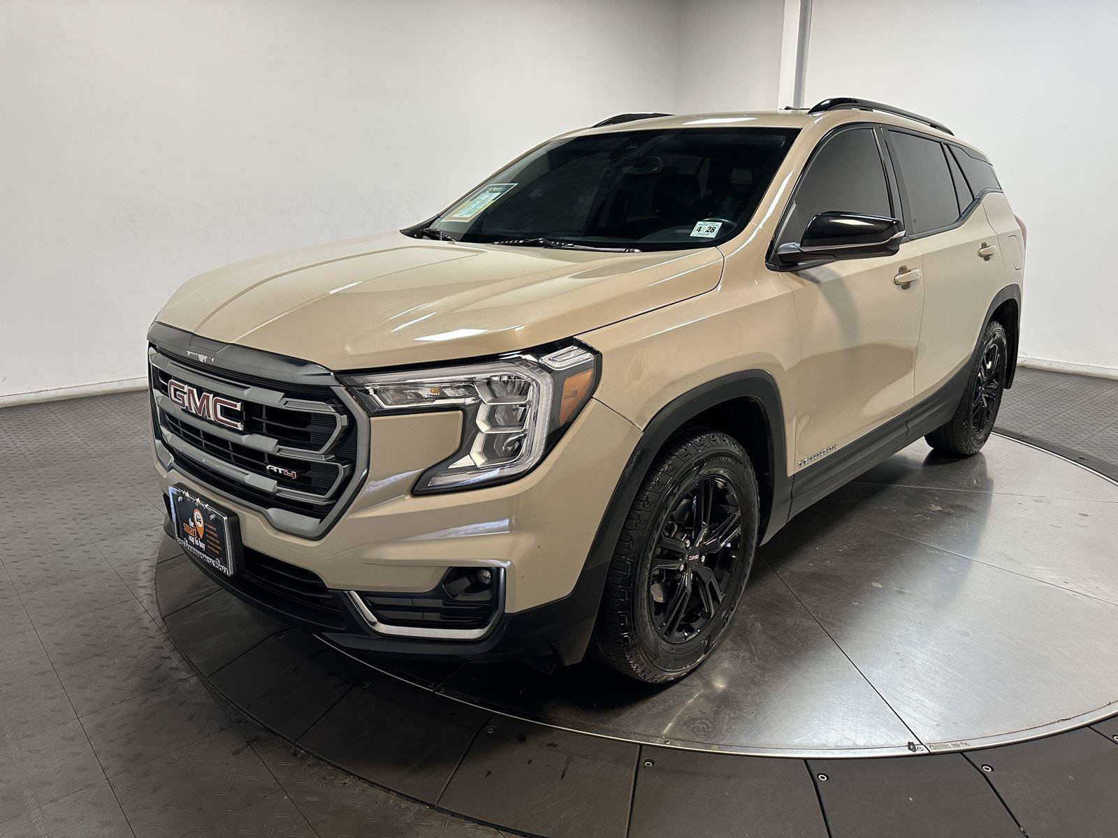 Used 2023 GMC Terrain AT4 AWD/4WD image 6