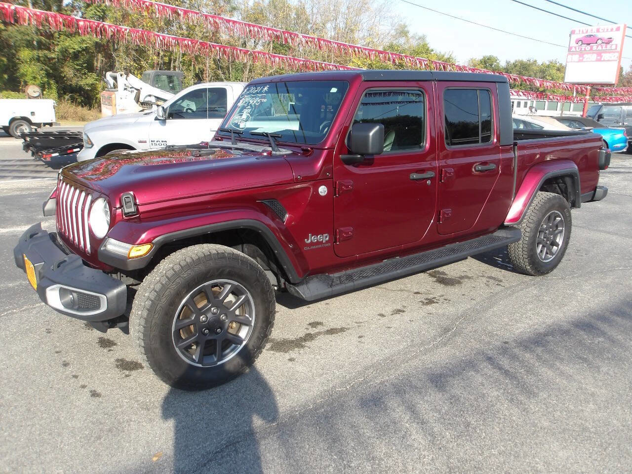 Used 2021 Jeep Gladiator Overland image 13