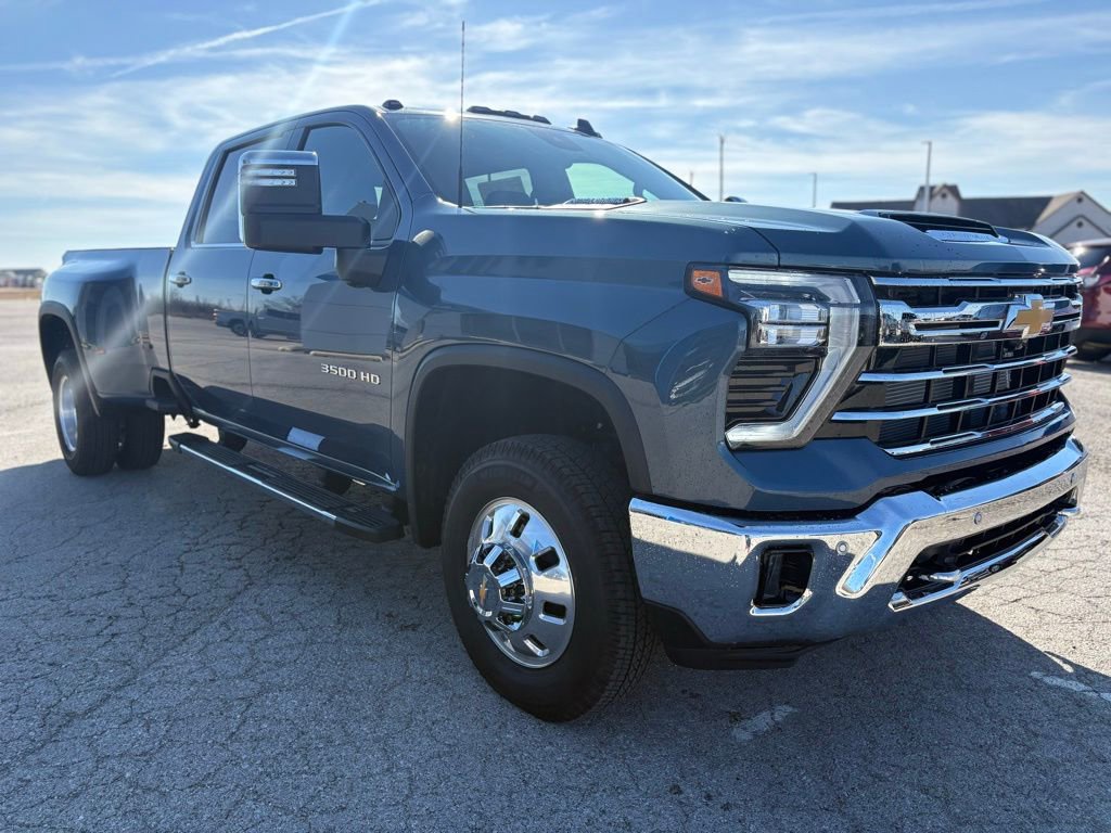New 2026 Chevrolet Silverado 3500 LTZ w/ LTZ Convenience Package image 3