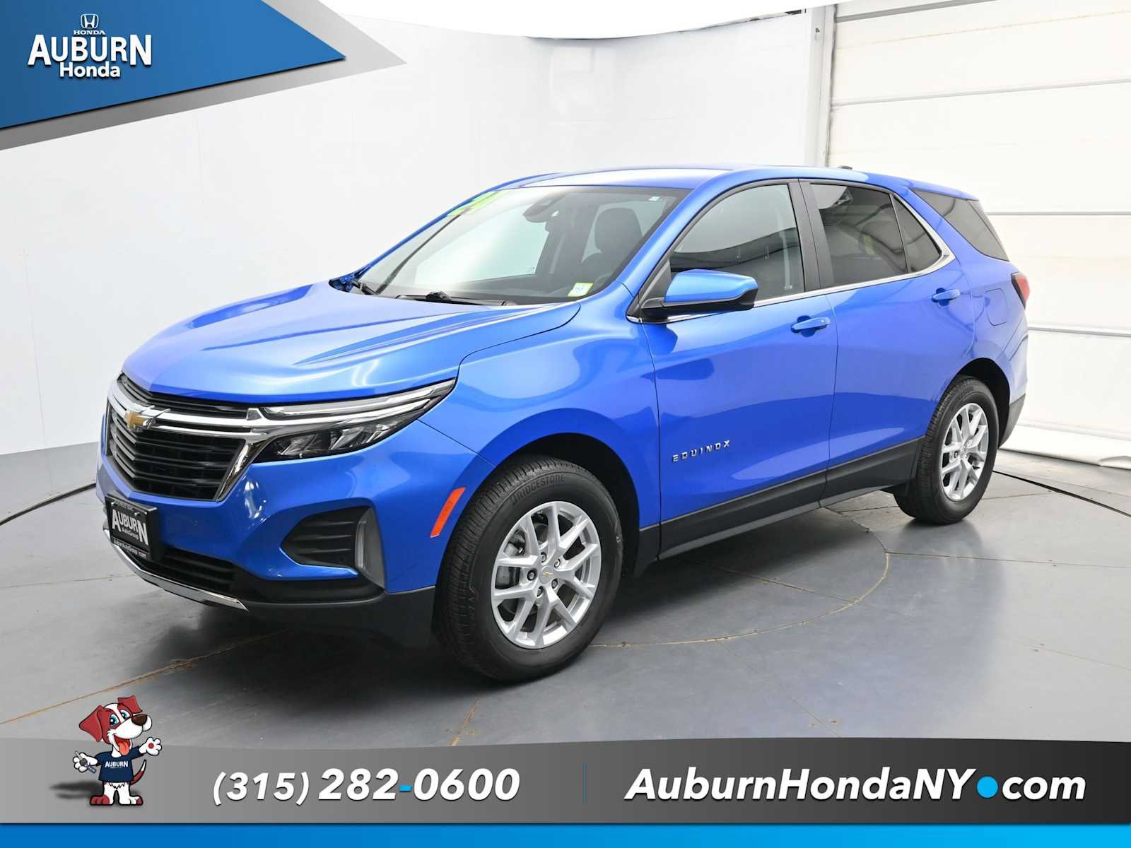 Used 2024 Chevrolet Equinox LT AWD/4WD image 2