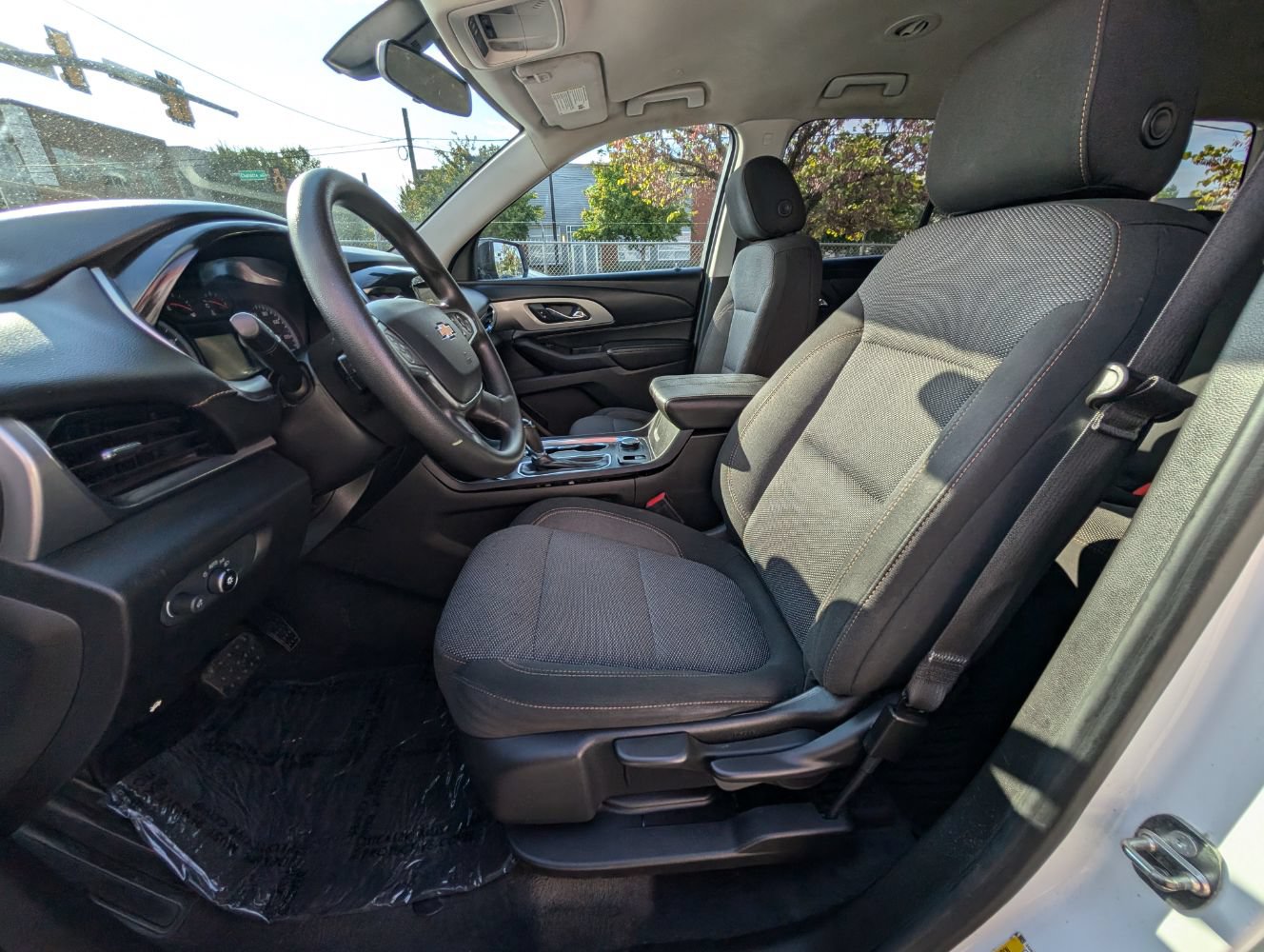 Used 2018 Chevrolet Traverse LS FWD image 15