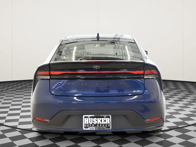 Used 2023 Toyota Prius LE image 11