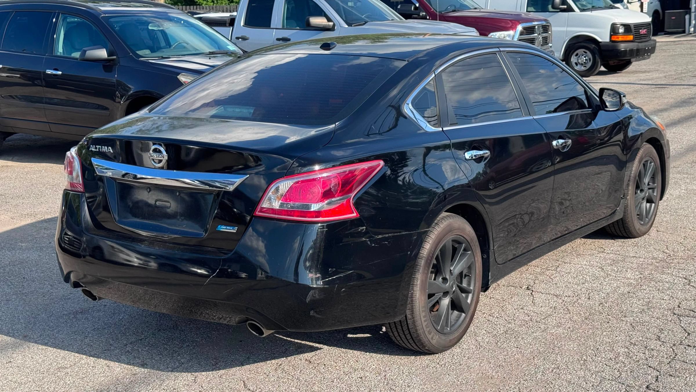 Used 2013 Nissan Altima 2.5 SL w/ Technology Pkg FWD image 6
