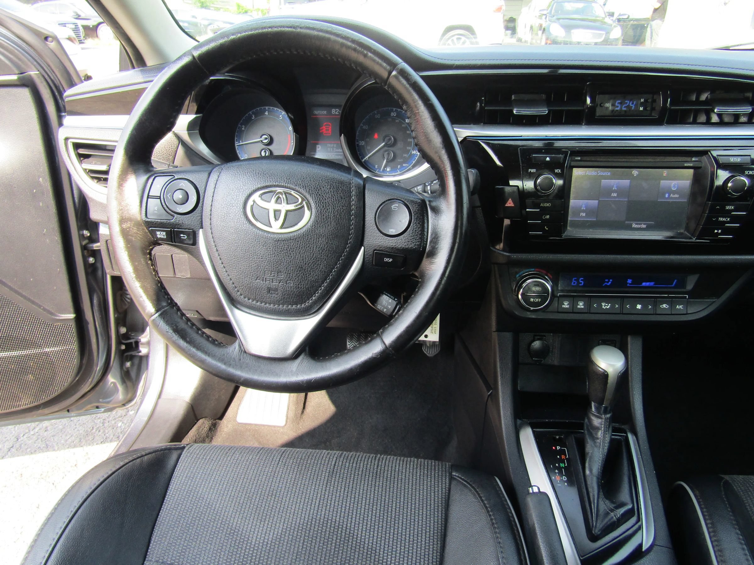 Used 2015 Toyota Corolla S FWD image 18