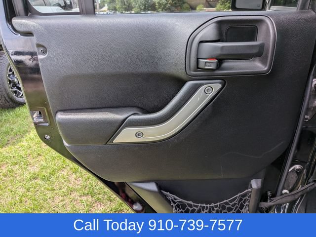 Used 2015 Jeep Wrangler Unlimited Rubicon w/ Dual Top Group AWD/4WD image 26