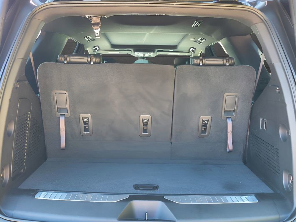 Used 2023 Chevrolet Tahoe Z71 AWD/4WD image 36