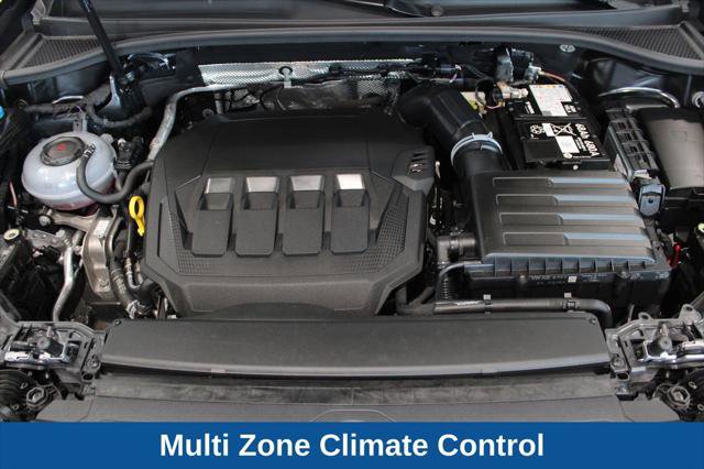 Certified 2025 Audi Q3 2.0T Premium w/ Convenience Package image 10