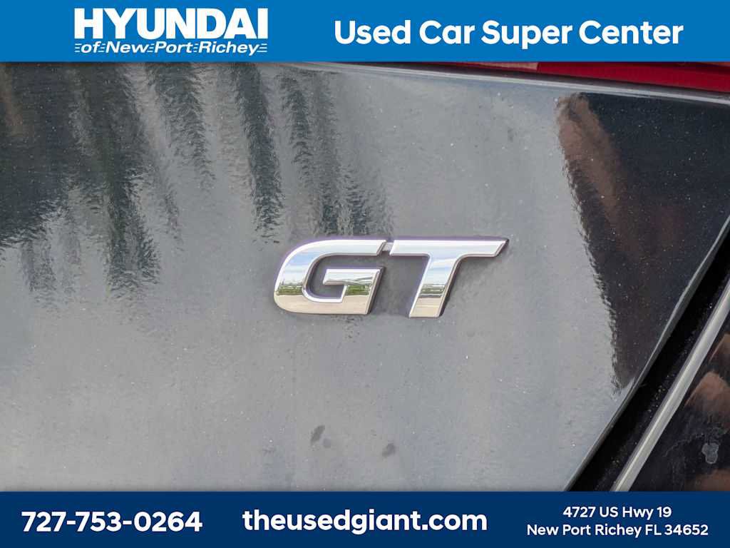 Used 2017 Hyundai Elantra GT image 13