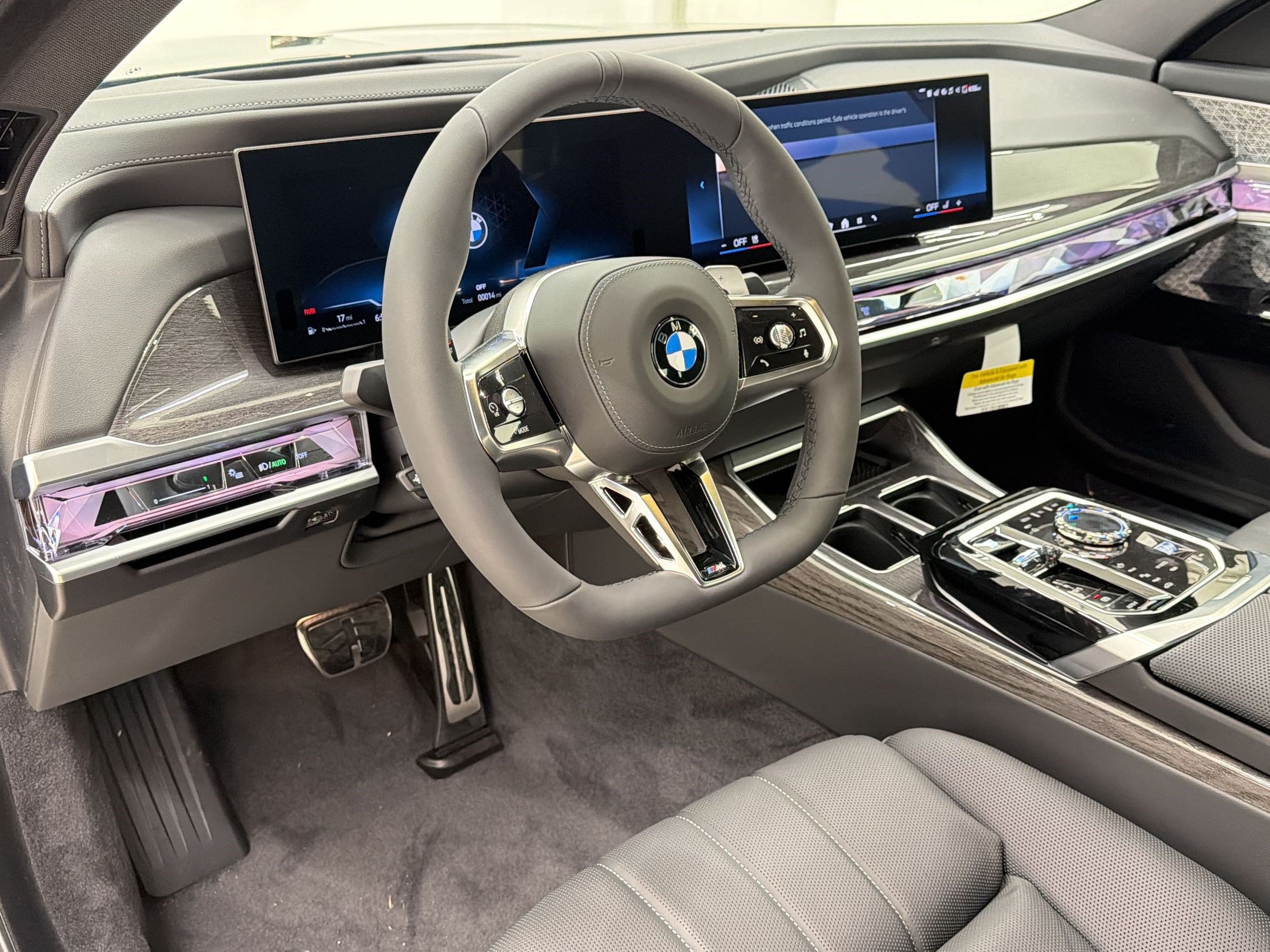New 2026 BMW 760i xDrive AWD/4WD image 4
