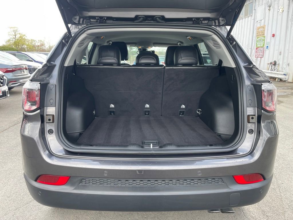 Used 2022 Jeep Compass Limited AWD/4WD image 7