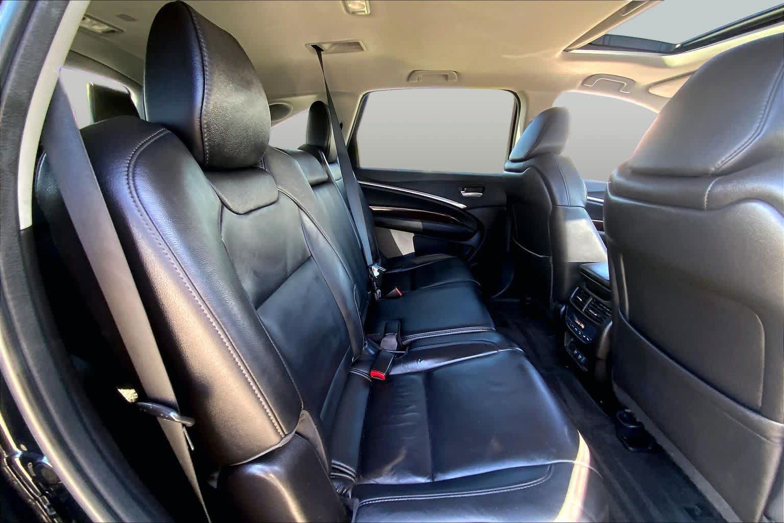 Used 2017 Acura MDX w/ Technology Package FWD image 20