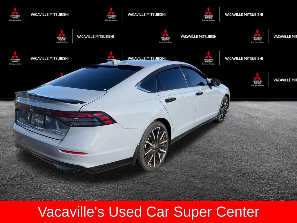 Used 2025 Honda Accord Touring image 5
