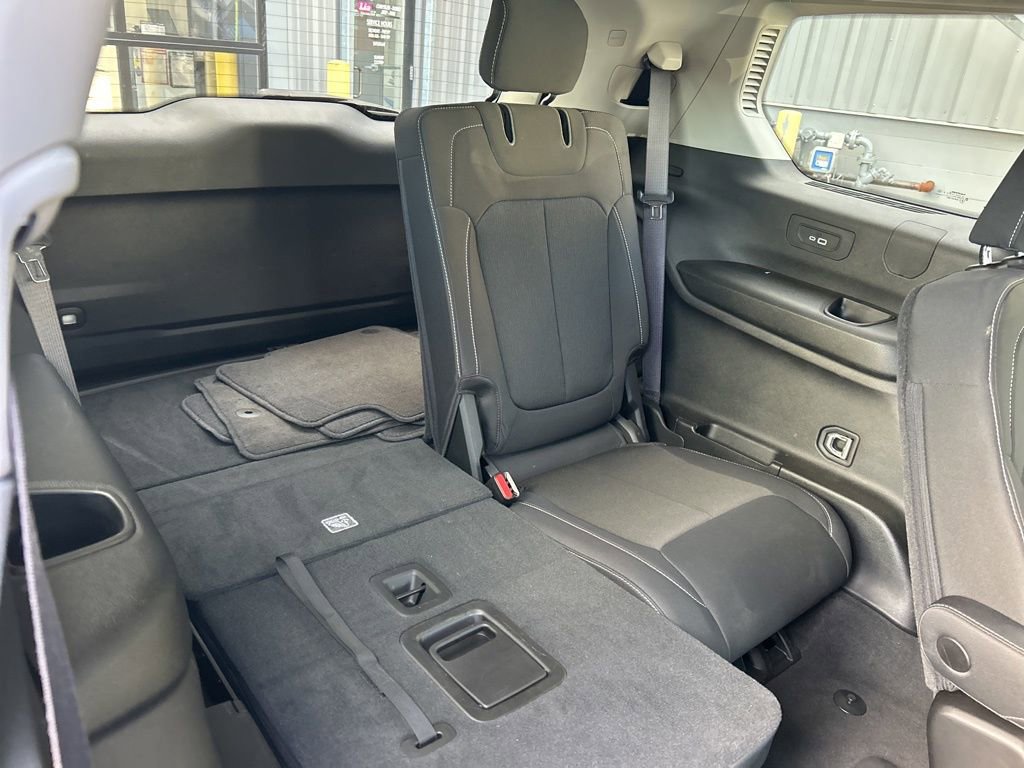 Used 2022 Jeep Grand Cherokee L Laredo w/ Luxury Tech Group I image 43