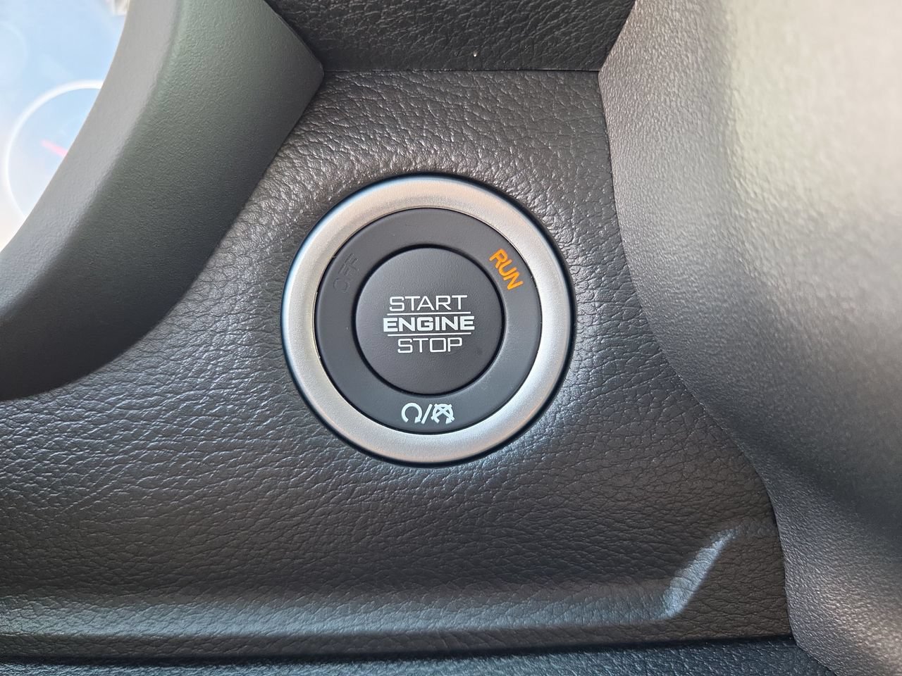 New 2026 RAM 1500 Express AWD/4WD image 12