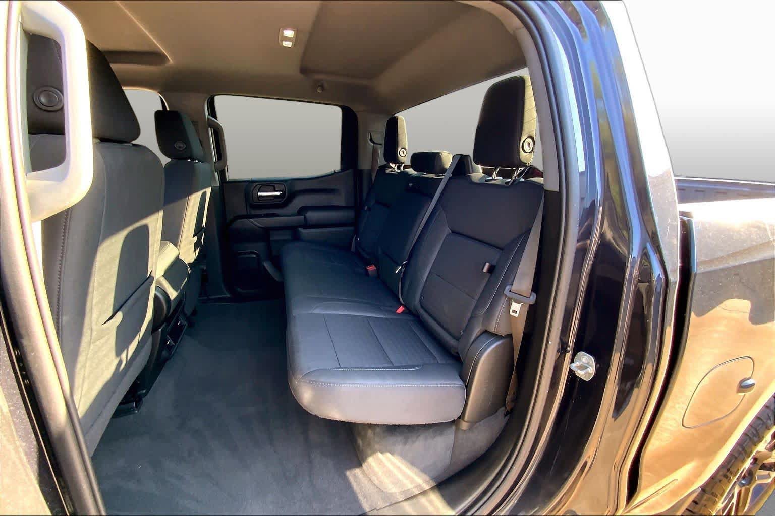 Used 2023 Chevrolet Silverado 1500 Custom w/ LPO, Dark Essentials Package RWD image 21