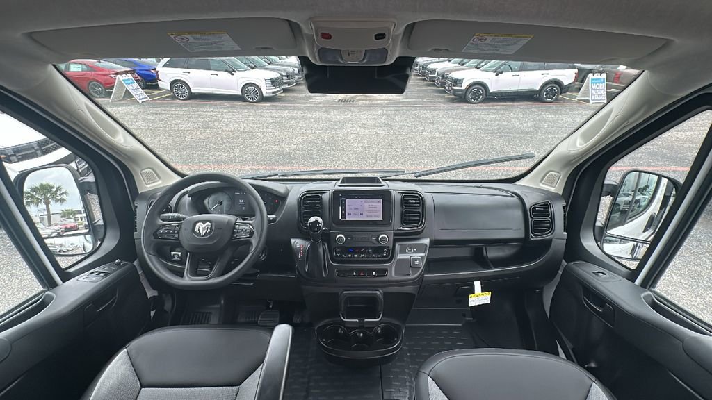 Used 2026 RAM ProMaster 2500 w/ Convenience Group FWD image 24