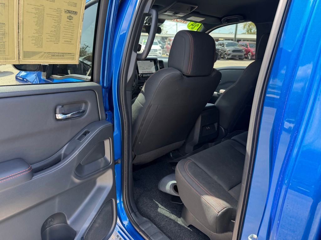 Used 2024 Nissan Frontier PRO-4X w/ Technology Package image 27