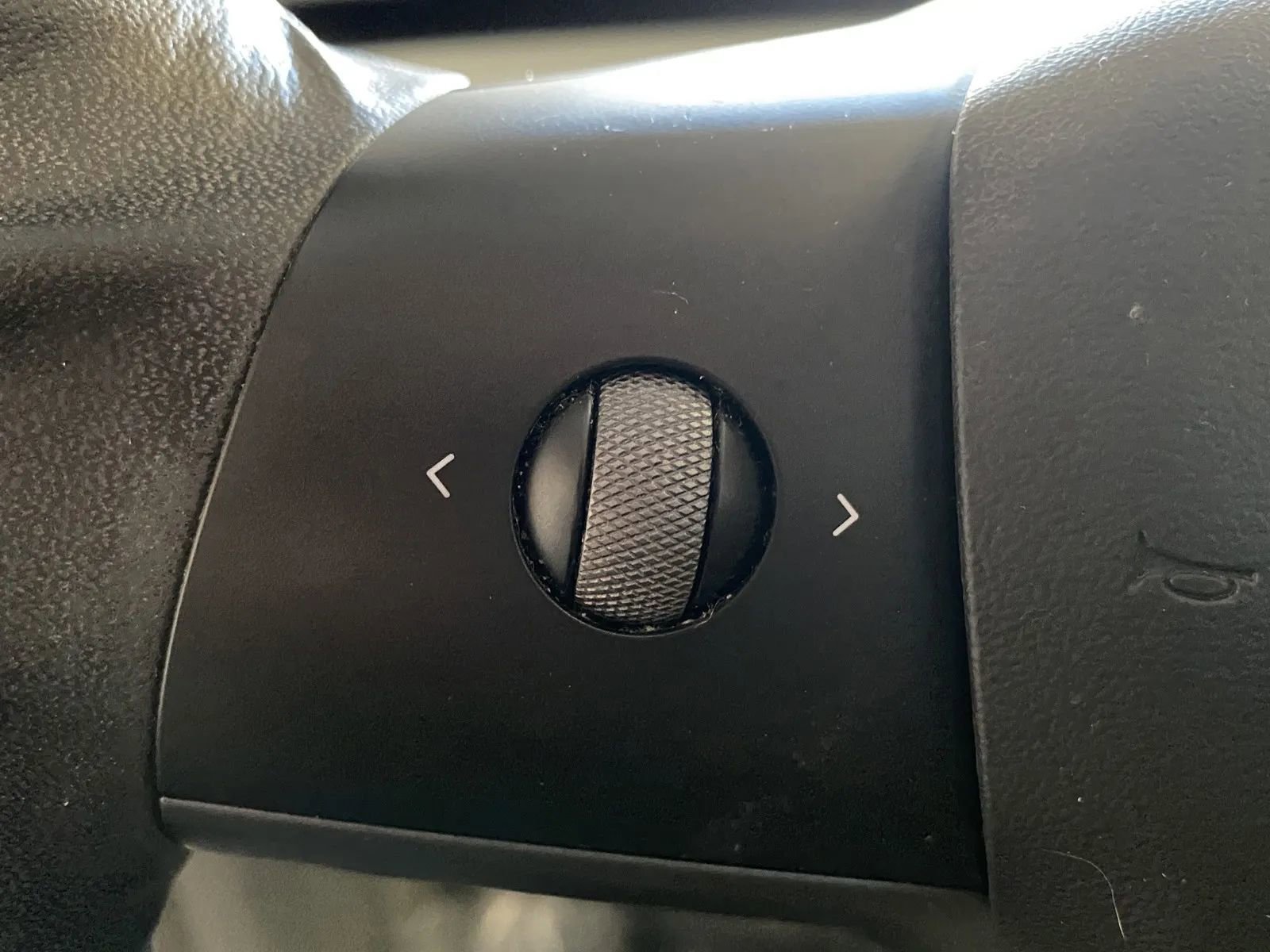 Used 2021 Tesla Model Y Long Range image 18