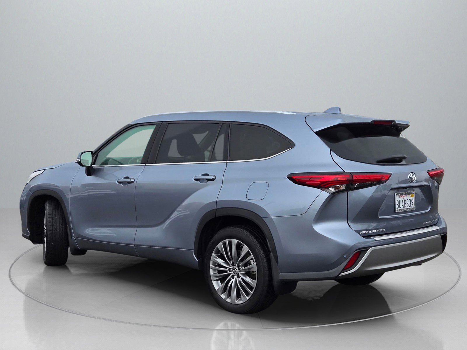 Used 2020 Toyota Highlander Platinum image 5