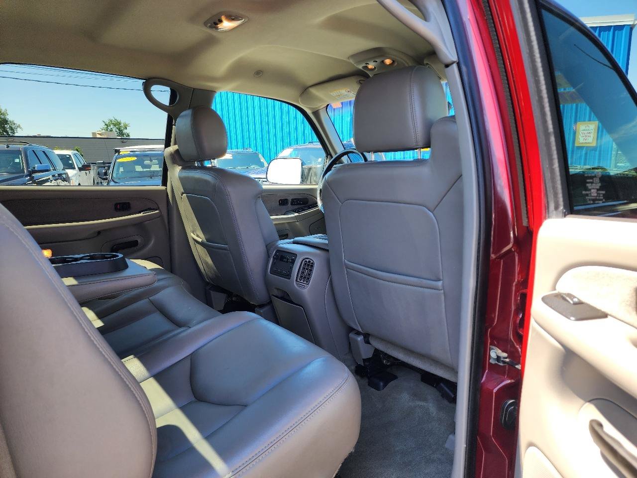Used 2003 Chevrolet Silverado 2500 LT AWD/4WD image 25