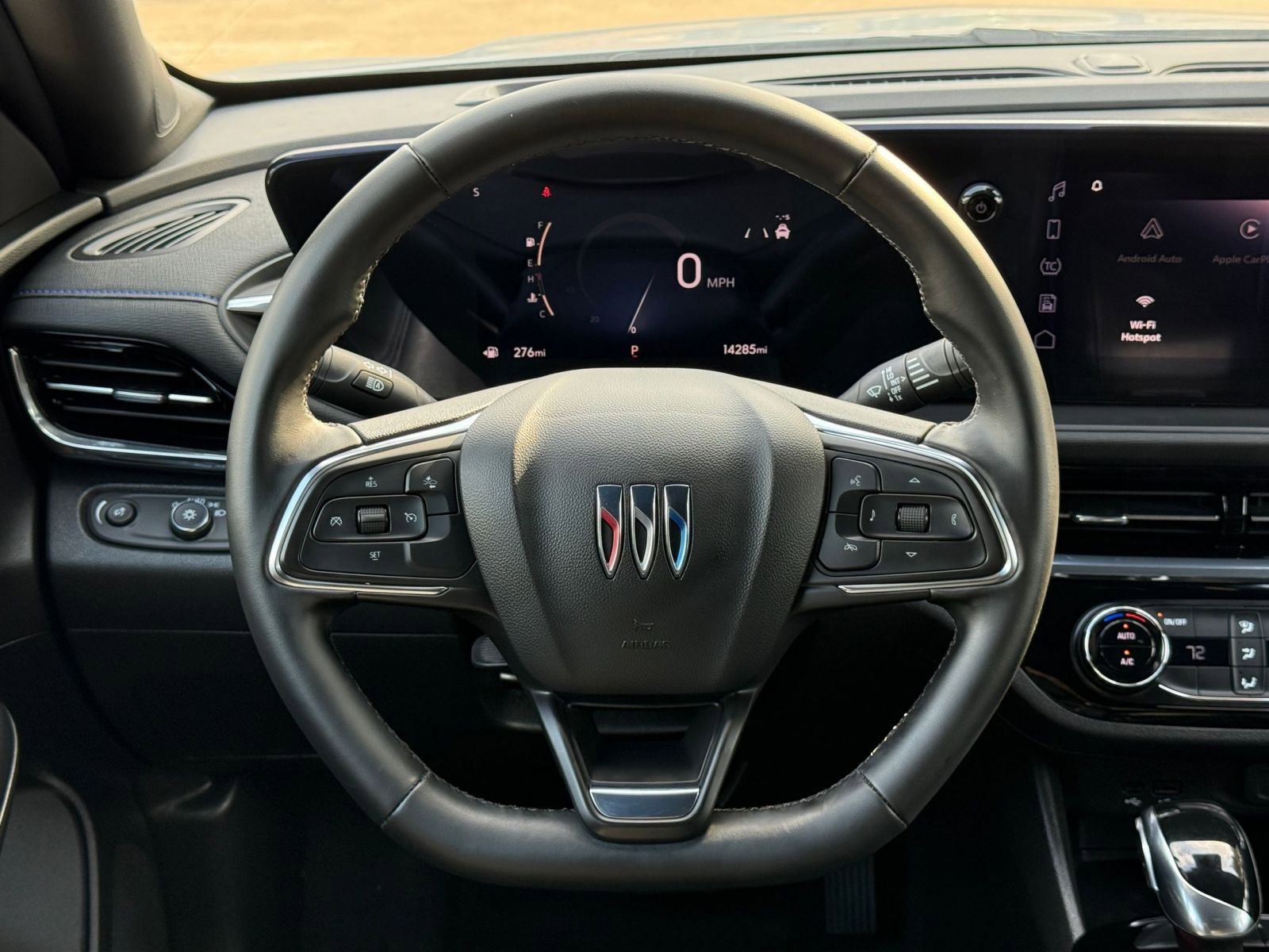 Used 2025 Buick Envista Sport Touring image 28