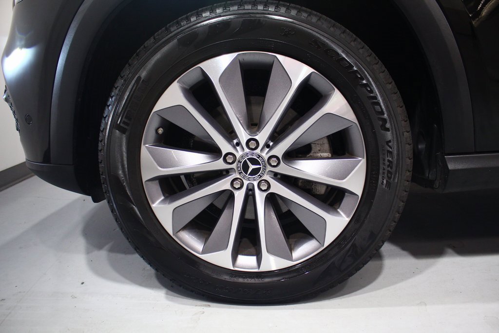 Used 2021 Mercedes-Benz GLE 350 4MATIC w/ Premium Package image 17