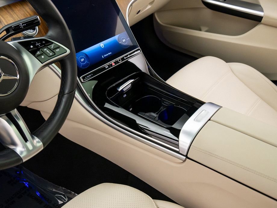 Used 2023 Mercedes-Benz C 300 4MATIC Sedan image 12