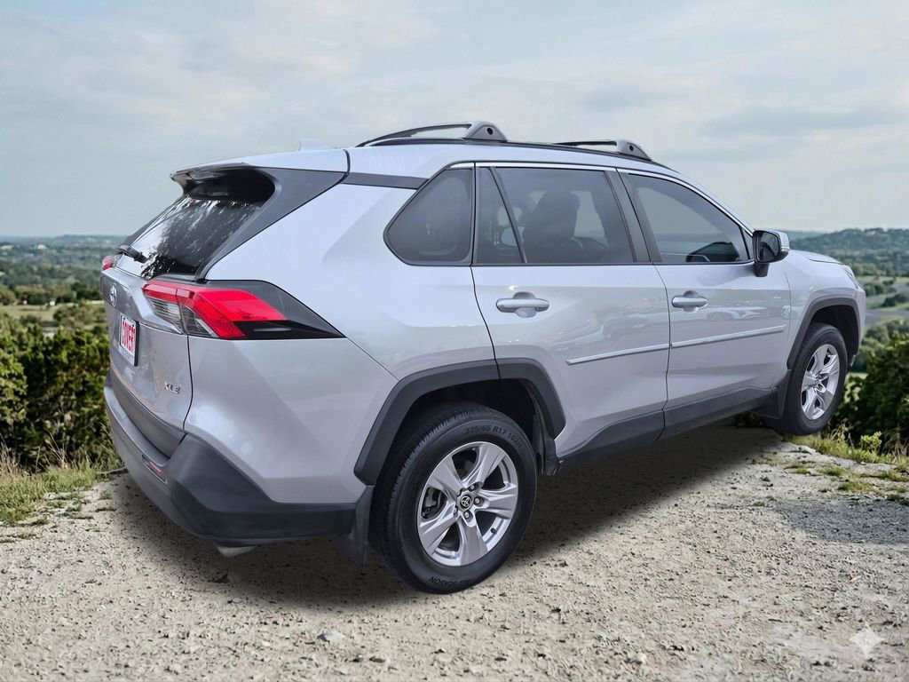 Used 2023 Toyota RAV4 XLE w/ Convenience Package image 10