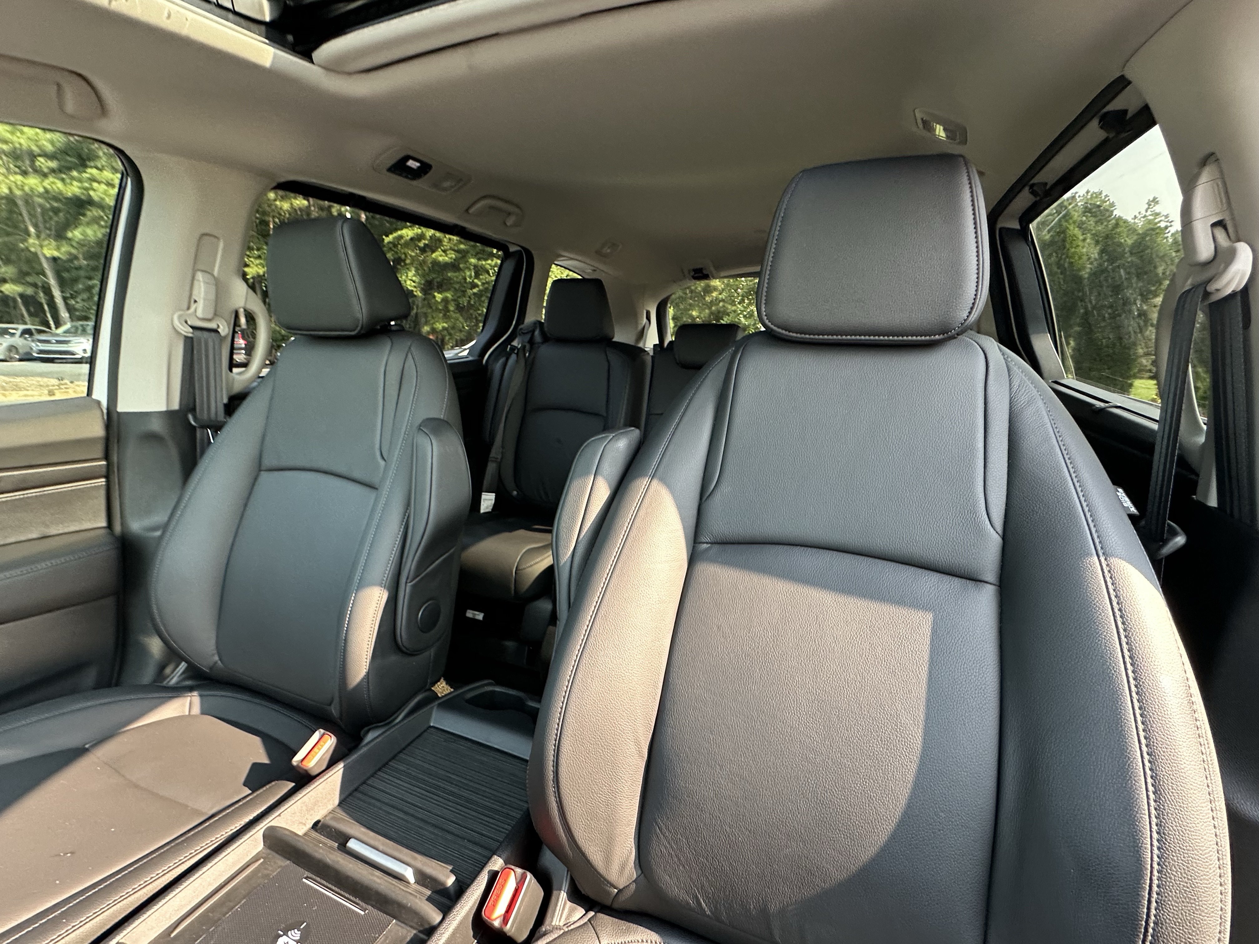 Used 2026 Honda Odyssey EX-L image 8